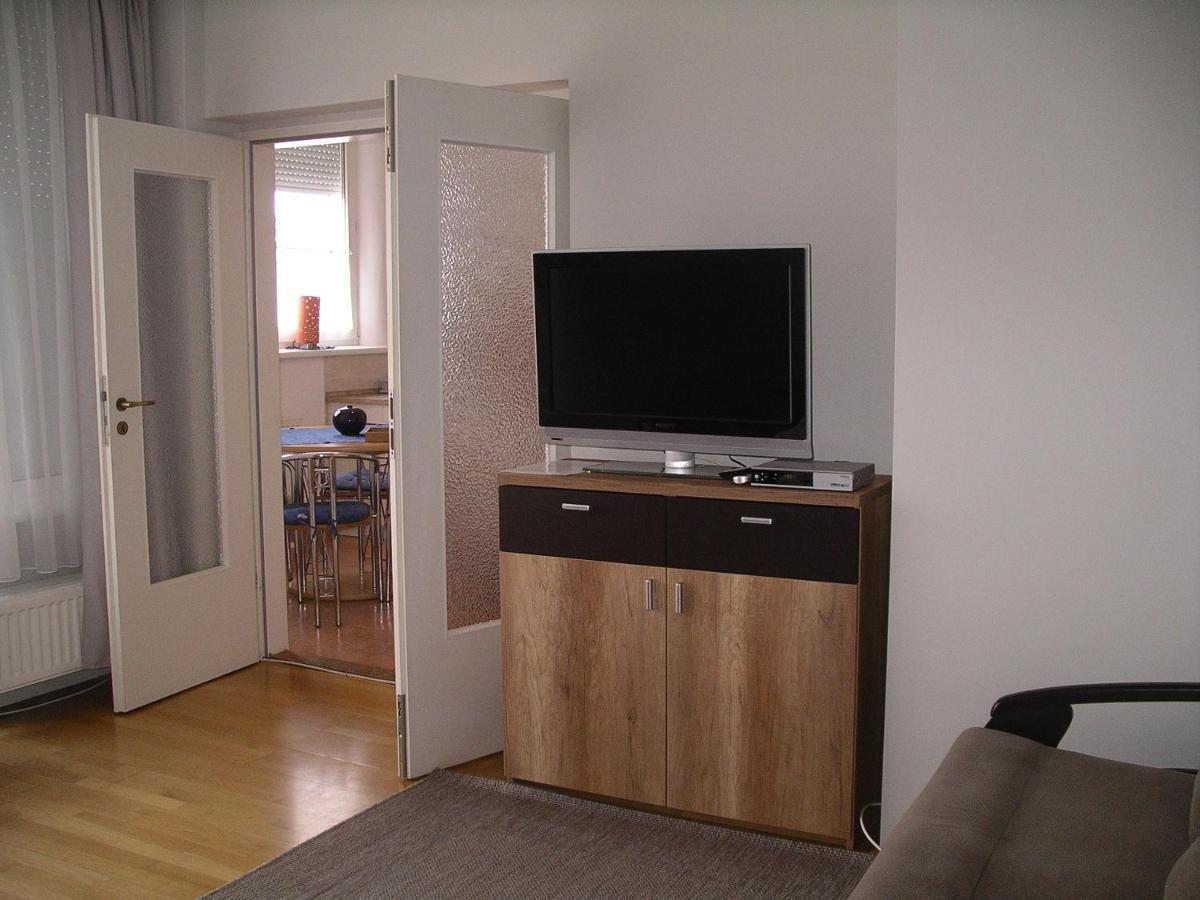 Centrum 2 Apartmanok Хевиз Экстерьер фото