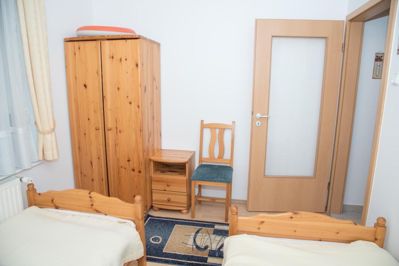 Centrum 2 Apartmanok Хевиз Экстерьер фото