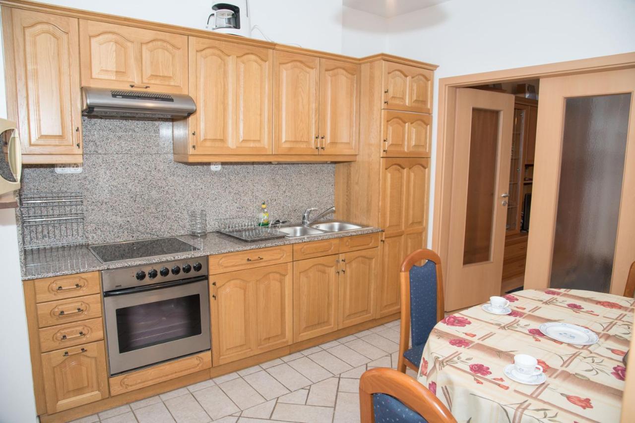 Centrum 2 Apartmanok Хевиз Экстерьер фото