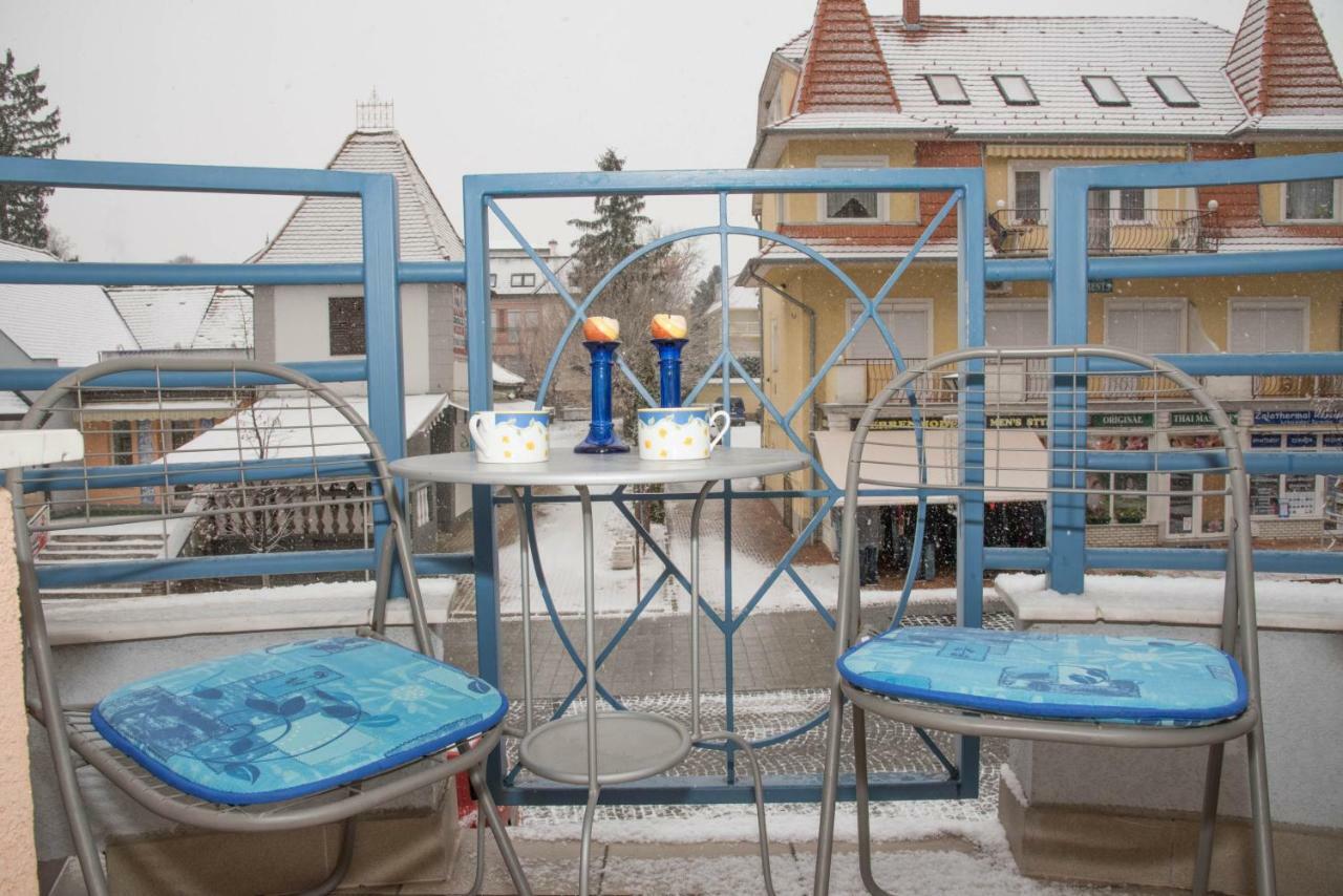 Centrum 2 Apartmanok Хевиз Экстерьер фото